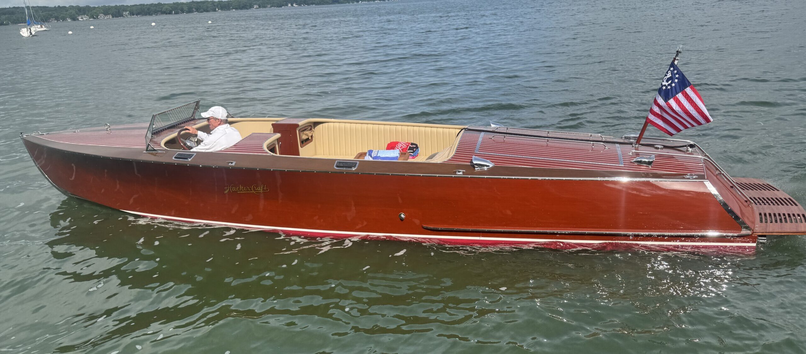 brand new custom hacker craft 29' sportabout